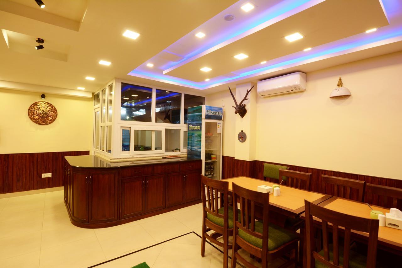 Maya Boutique Hotel Kathmandu Buitenkant foto